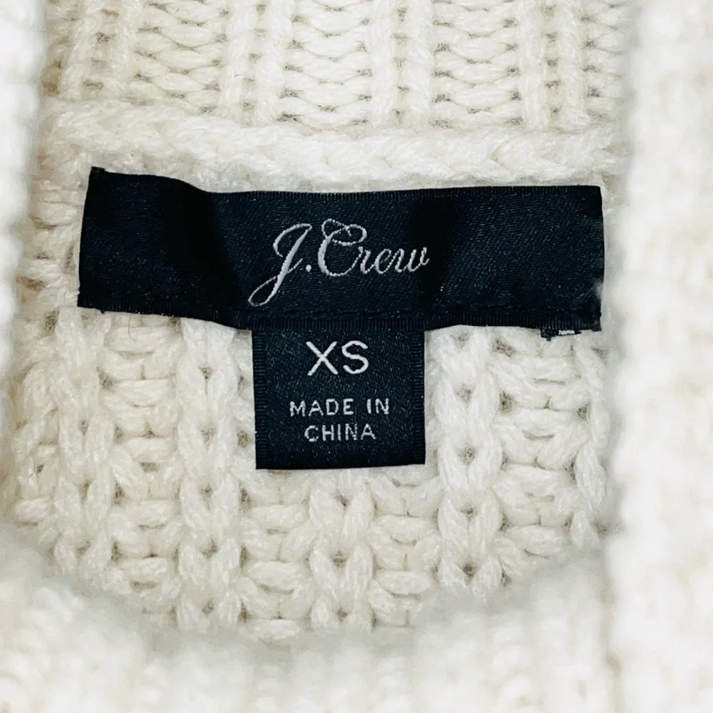 J. Crew‎ Oversized Sweater Women’s XS Ivory Front Pocket New England Preppy